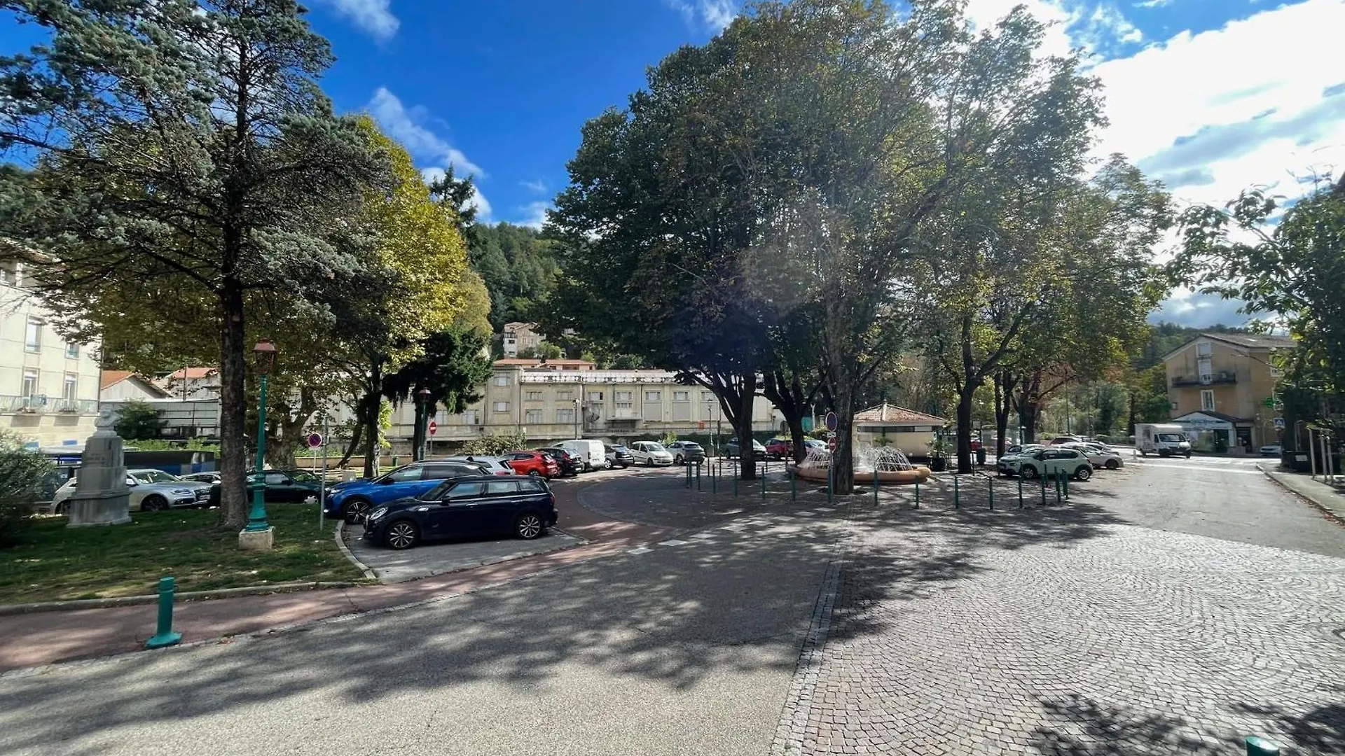 Apartment Calme, Proche Des Thermes Et Des Commerces Vals-les-Bains France